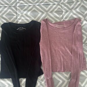 Aeropostale cropped long sleeve tshirt